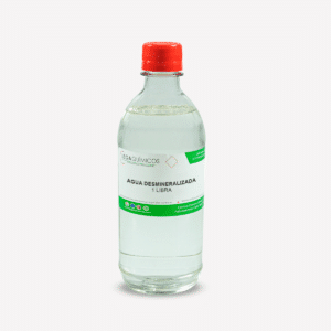 Agua desmineralizada